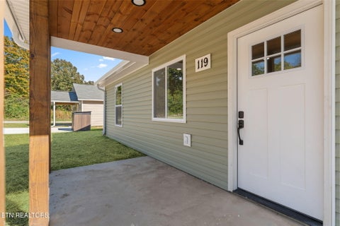 Tiny photo for 119 Bradys Way, Harriman, TN 37748 (MLS # 1359742)