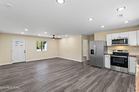Tiny photo for 119 Bradys Way, Harriman, TN 37748 (MLS # 1359742)
