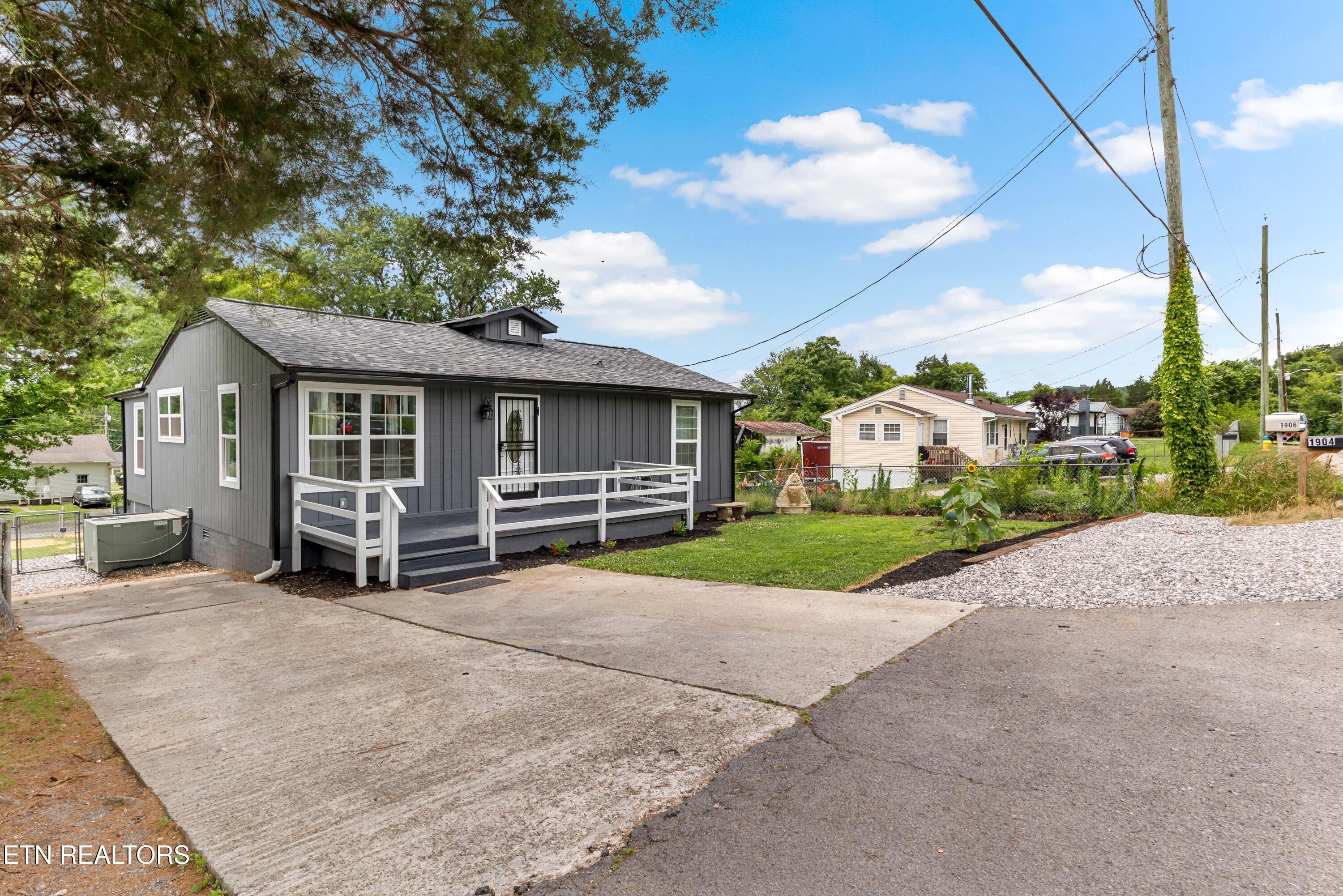 1904 Jourolman Ave