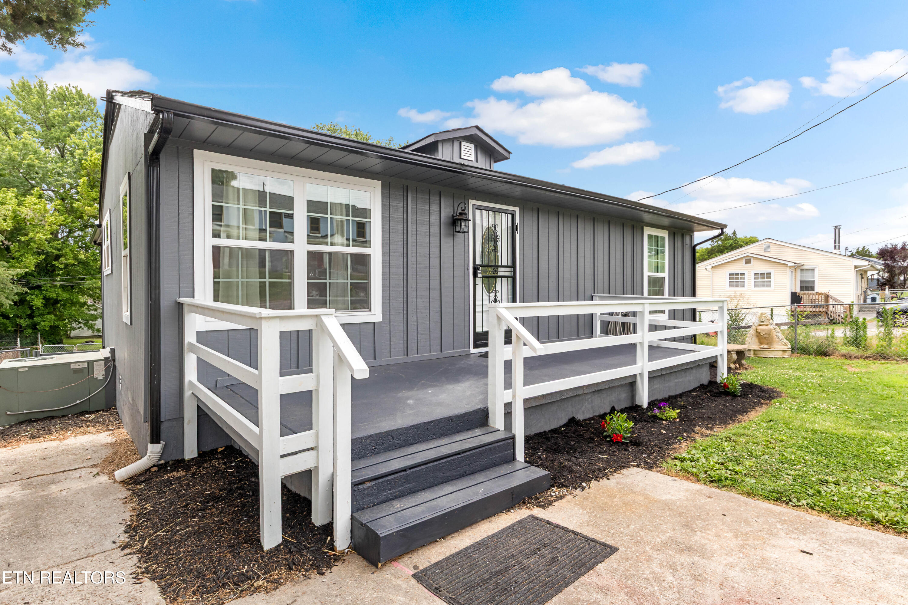 1904 Jourolman Ave