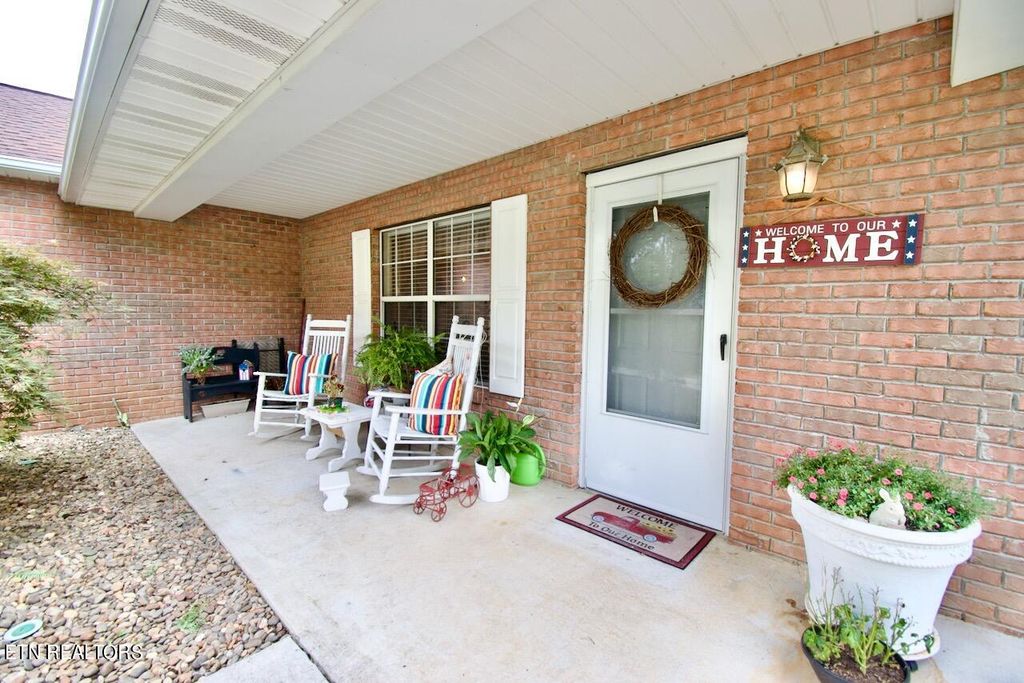 Photo of 3865 Big Springs Ridge Rd, Friendsville, TN 37737 (MLS # 1271425)