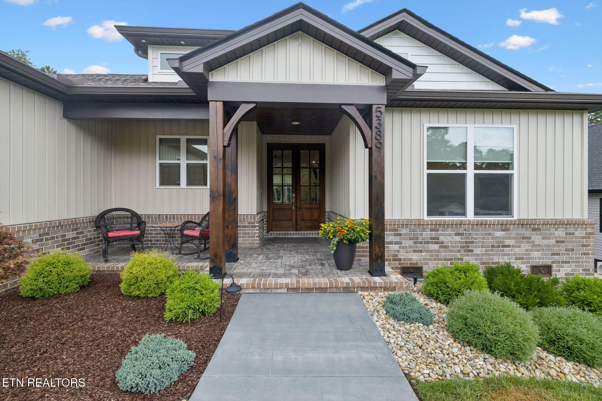 5389 Zion Ridge Rd