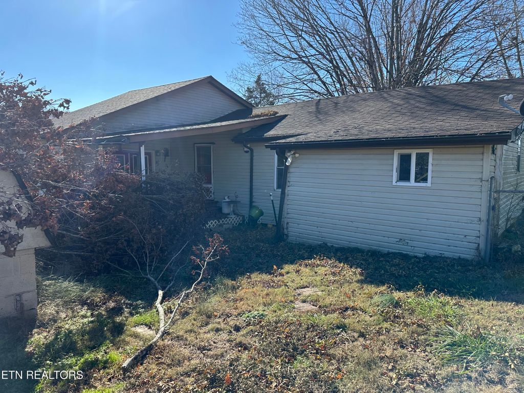 Photo of 1711 Haire Rd, Dandridge, TN 37725 (MLS # 1284363)