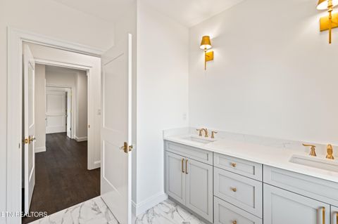 Tiny photo for 1521 Cherokee Blvd, Knoxville, TN 37919 (MLS # 1325732)