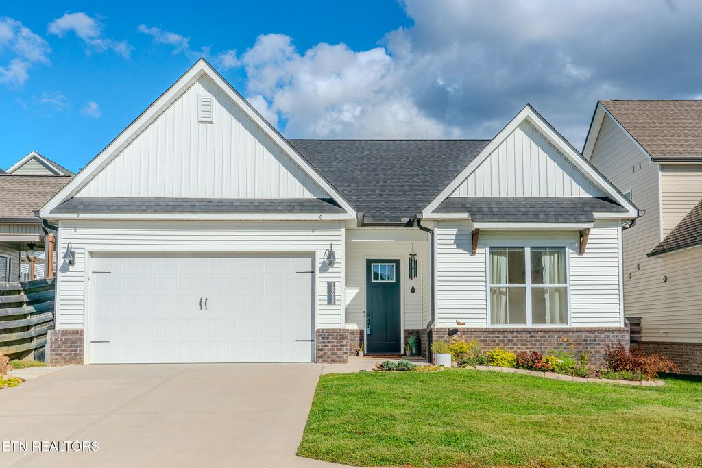 Photo of 12612 Midland Pass St St, Knoxville, TN 37932 (MLS # 1317026)