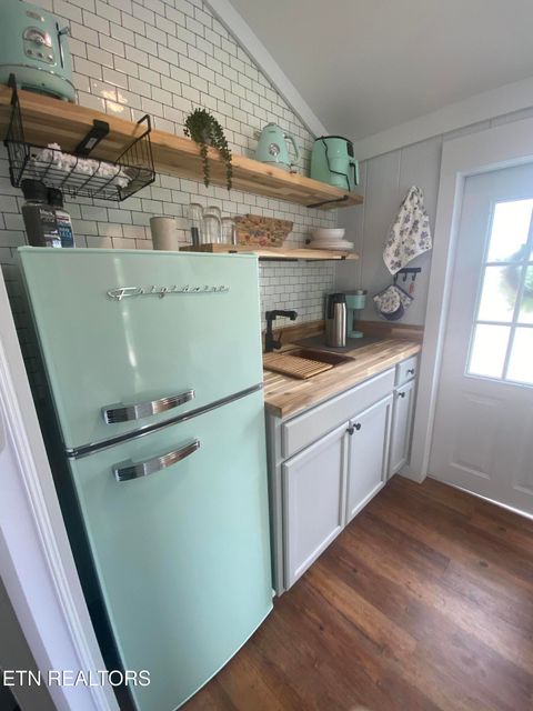 Tiny photo for 141 Settlers Rd, Harriman, TN 37748 (MLS # 1334961)