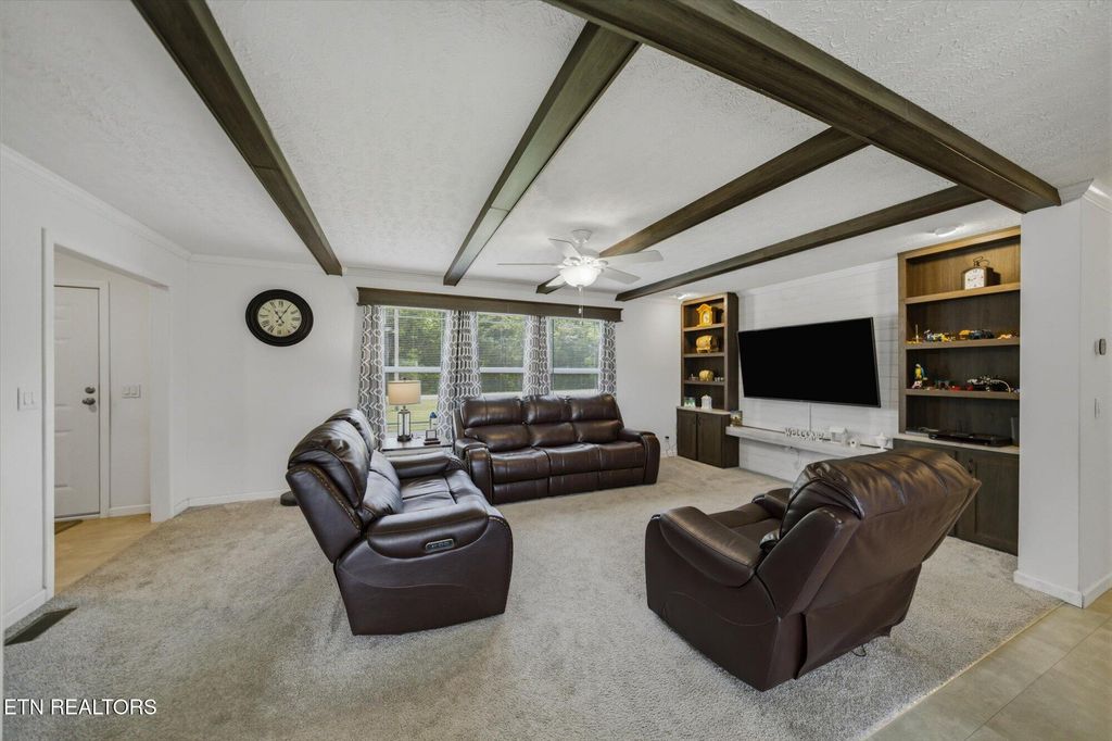 Photo of 1463 Old Newport Hwy, Dandridge, TN 37725 (MLS # 1339615)