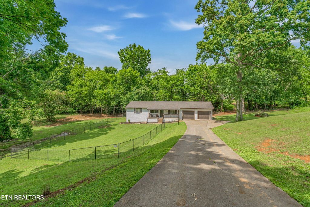Photo of 7325 Evanel Way, Powell, TN 37849 (MLS # 1344129)
