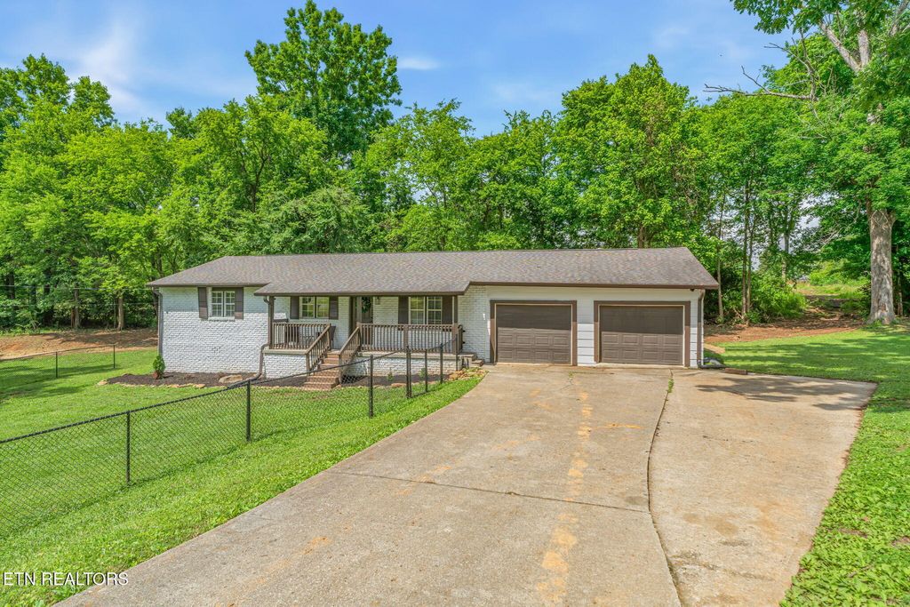 Photo of 7325 Evanel Way, Powell, TN 37849 (MLS # 1344129)