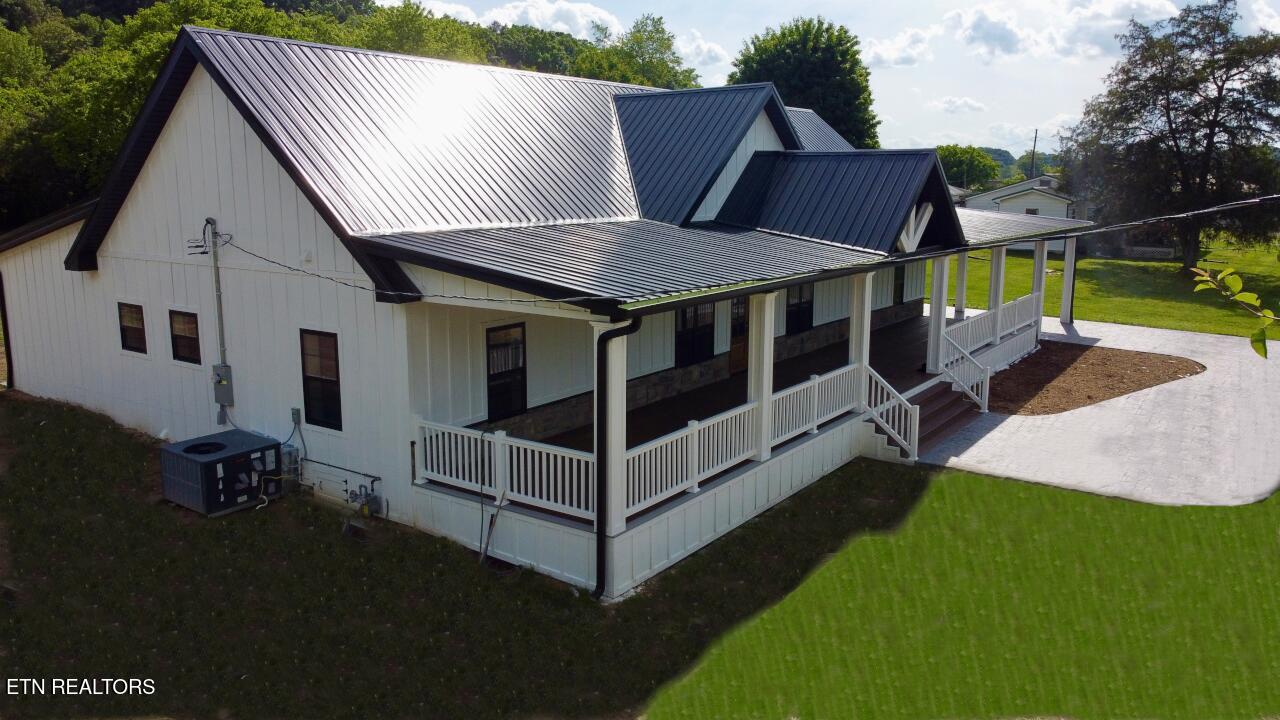 151 Clear Creek Rd