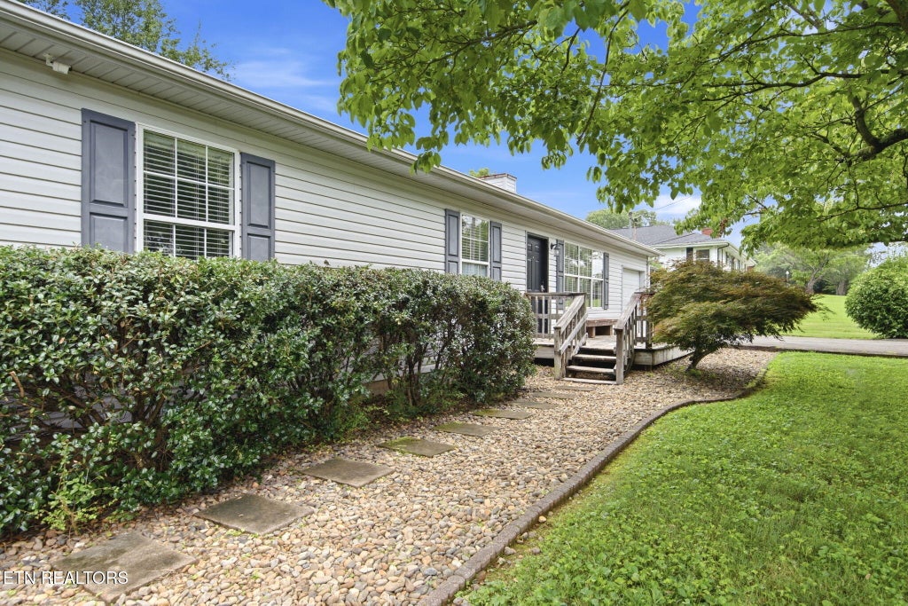 Photo of 503 Tillman Rd, Knoxville, TN 37912 (MLS # 1350501)