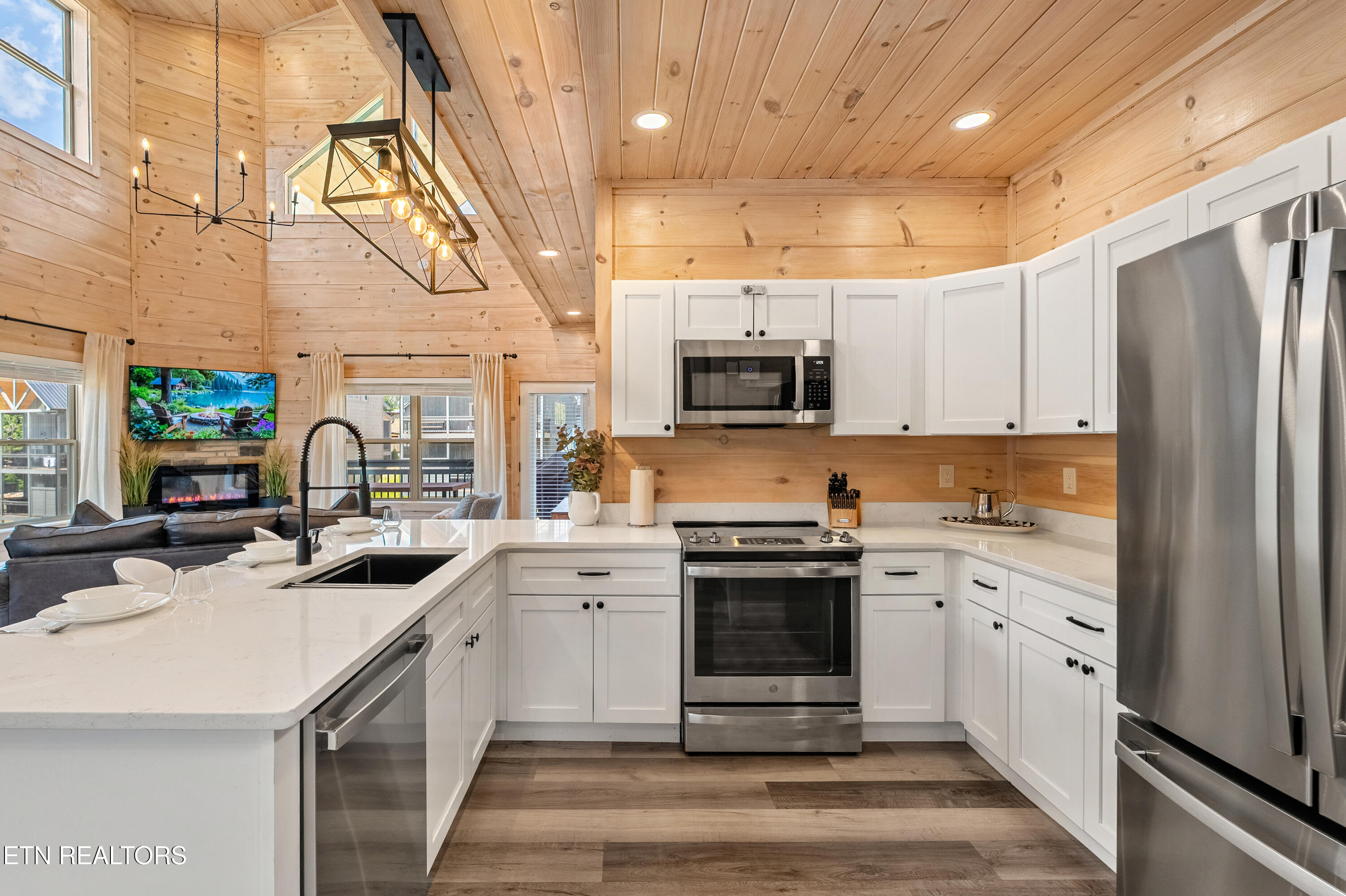 510 Warbonnet Way