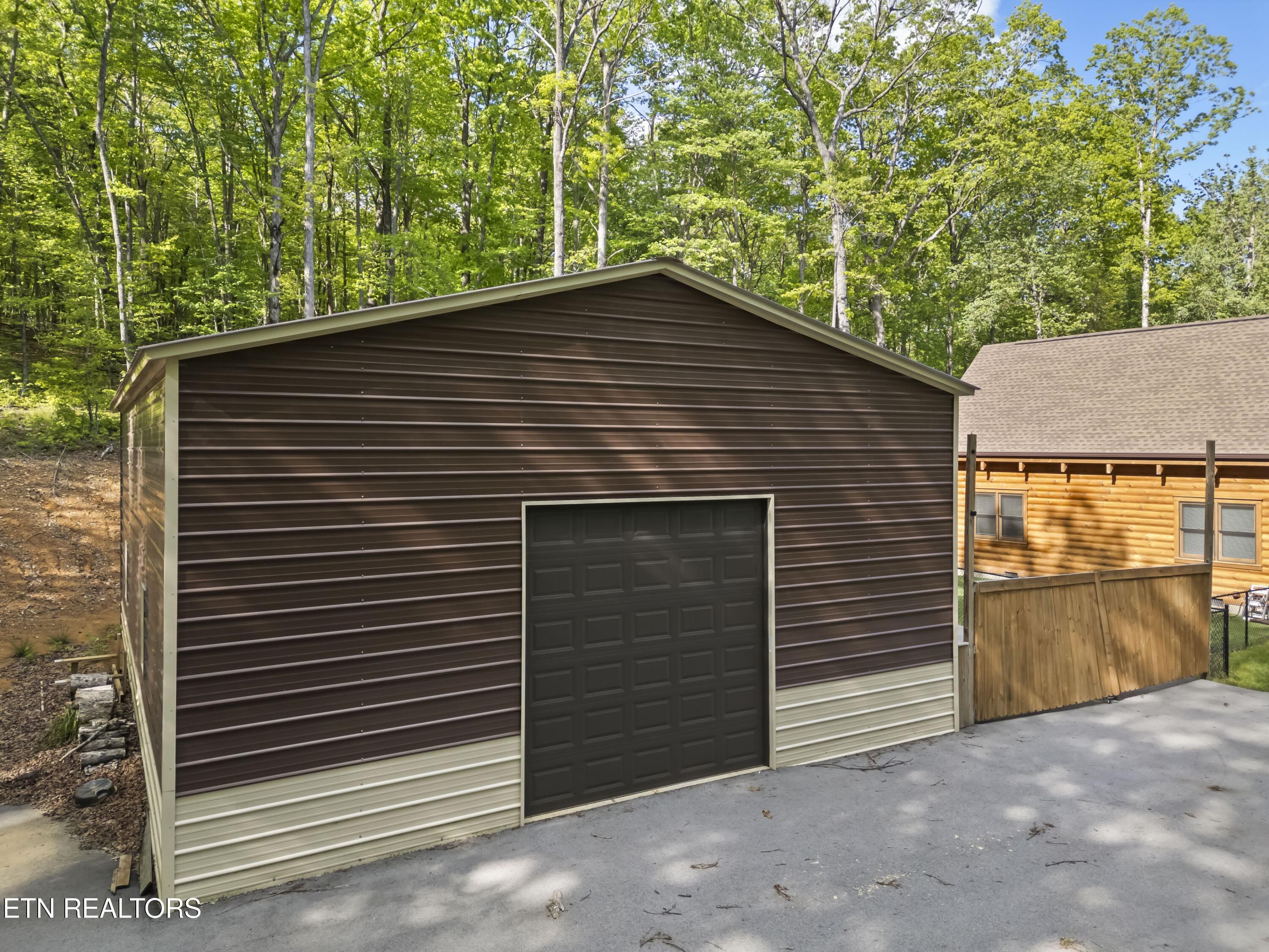 738 Saw Mill Rd