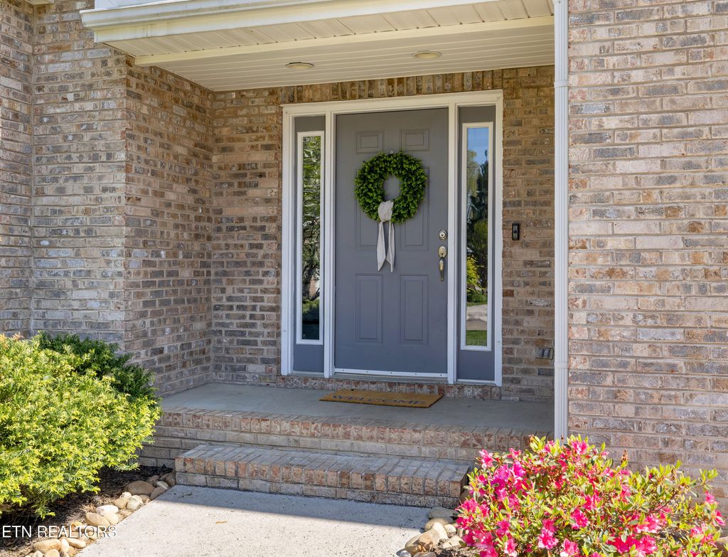 Photo of 1306 Pershing Hill Lane, Knoxville, TN 37919 (MLS # 1336685)