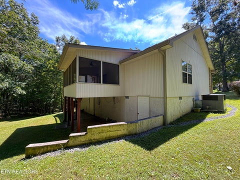 Tiny photo for 148 Fox Run Rd, Crossville, TN 38571 (MLS # 1355557)