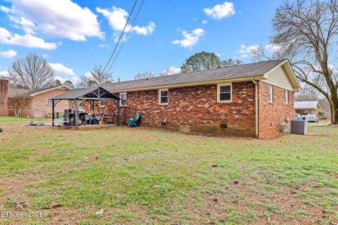 Tiny photo for 1222 Miami St, Athens, TN 37303 (MLS # 1347153)