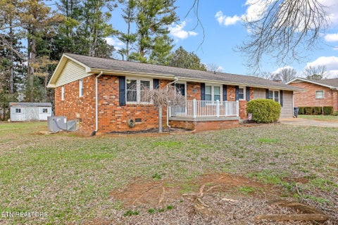 Tiny photo for 1222 Miami St, Athens, TN 37303 (MLS # 1347153)