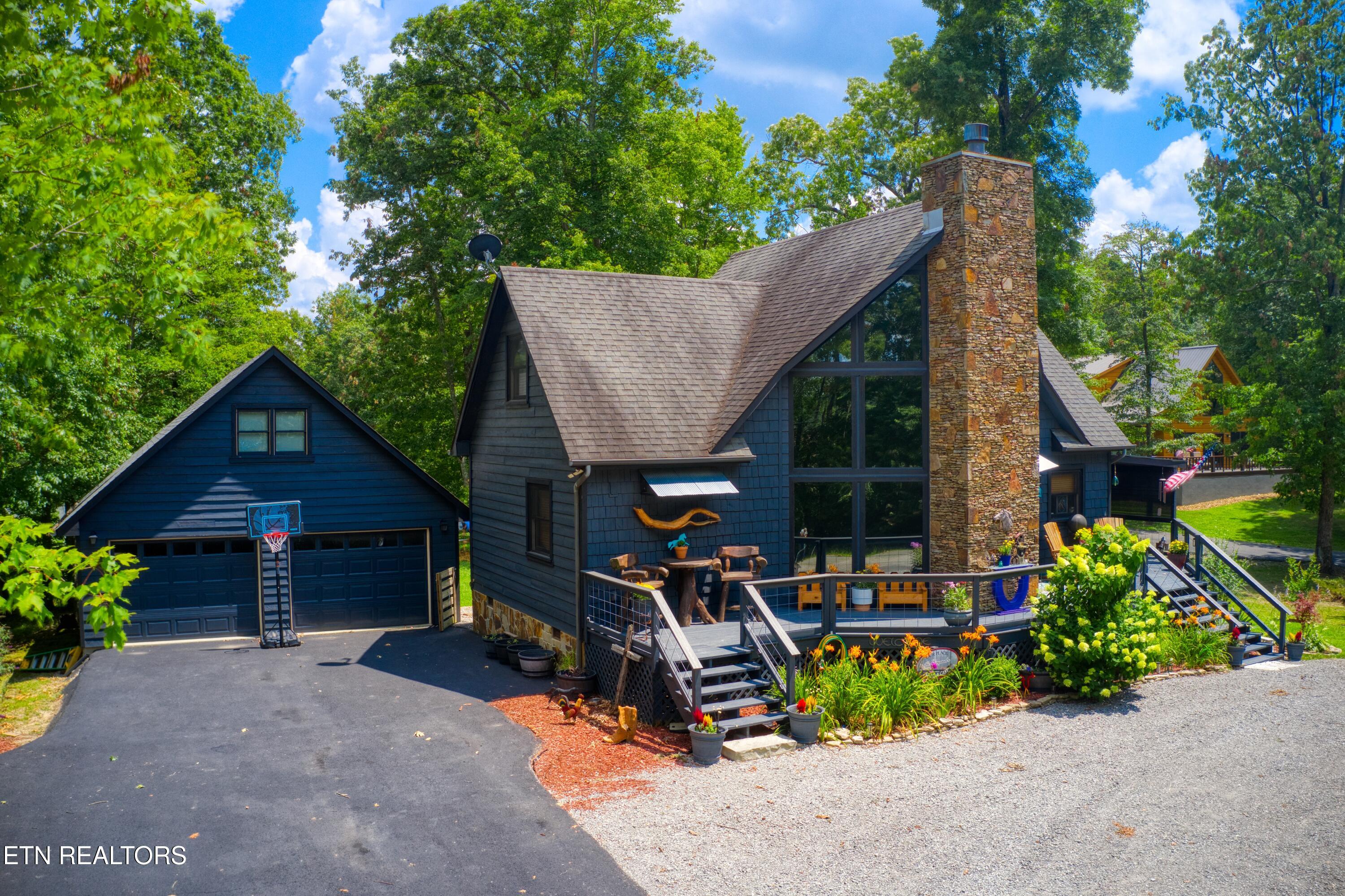 224 Eagle Bluff