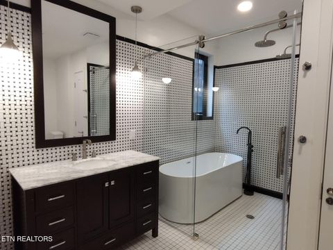 Tiny photo for 608 W Hill Ave #202, Knoxville, TN 37902 (MLS # 1329560)