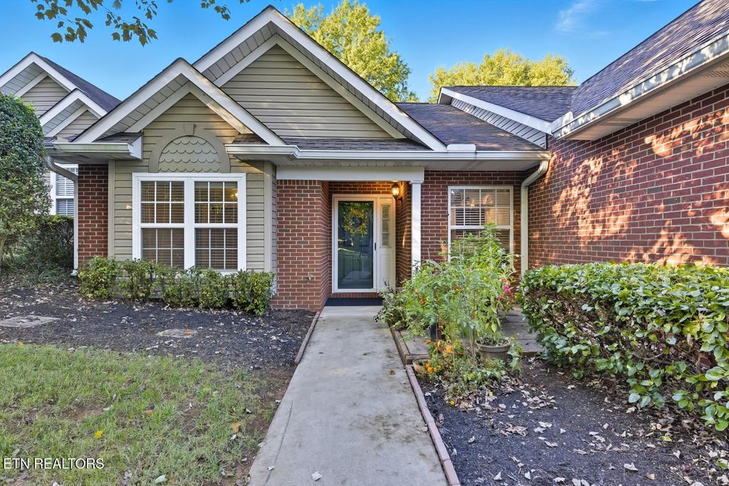 Photo of 4224 LitchField Way, Knoxville, TN 37920 (MLS # 1317413)