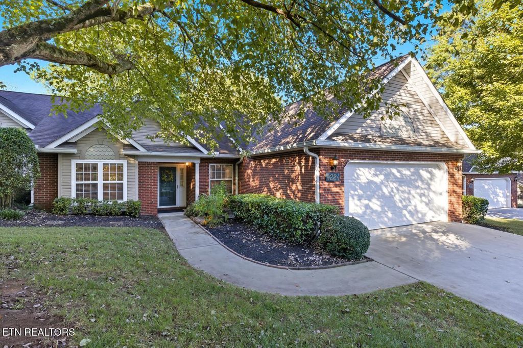 Photo of 4224 LitchField Way, Knoxville, TN 37920 (MLS # 1317413)