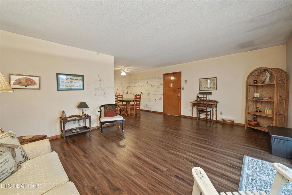Photo of 3104 N Broadway St #C21, Knoxville, TN 37917 (MLS # 1328668)