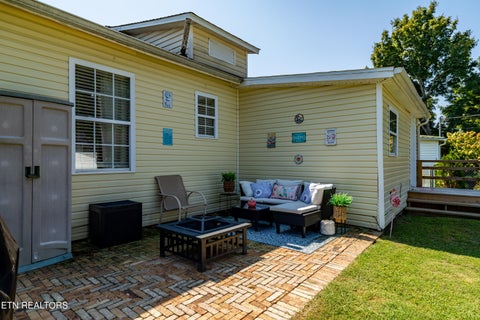 Tiny photo for 324 Glascock St, Alcoa, TN 37701 (MLS # 1354726)