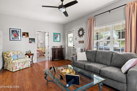 Tiny photo for 324 Glascock St, Alcoa, TN 37701 (MLS # 1354726)