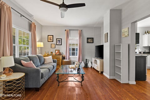 Tiny photo for 324 Glascock St, Alcoa, TN 37701 (MLS # 1354726)