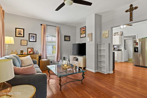 Tiny photo for 324 Glascock St, Alcoa, TN 37701 (MLS # 1354726)