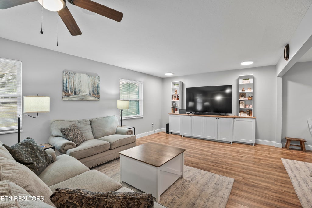 Photo of 7533 Oaken Drive, Knoxville, TN 37938 (MLS # 1359350)