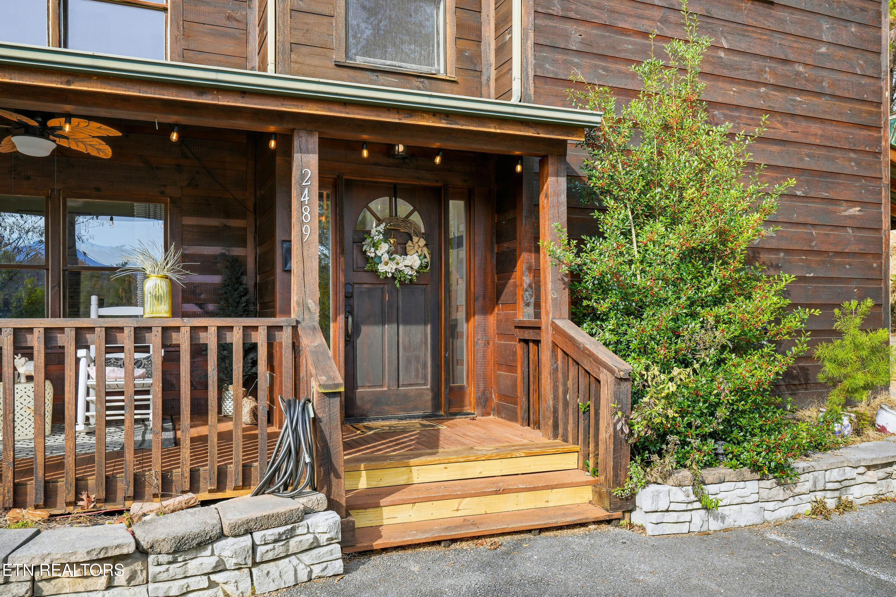 2489 Upper Middle Creek Rd