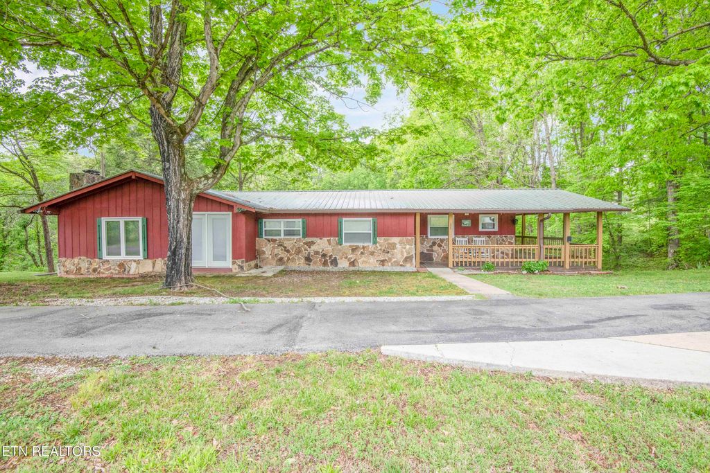 Photo of 355 Eli Lane, Oneida, TN 37841 (MLS # 1339524)