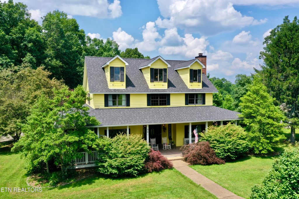 Photo of 281 Red Williams Rd, Crossville, TN 38555 (MLS # 1305148)