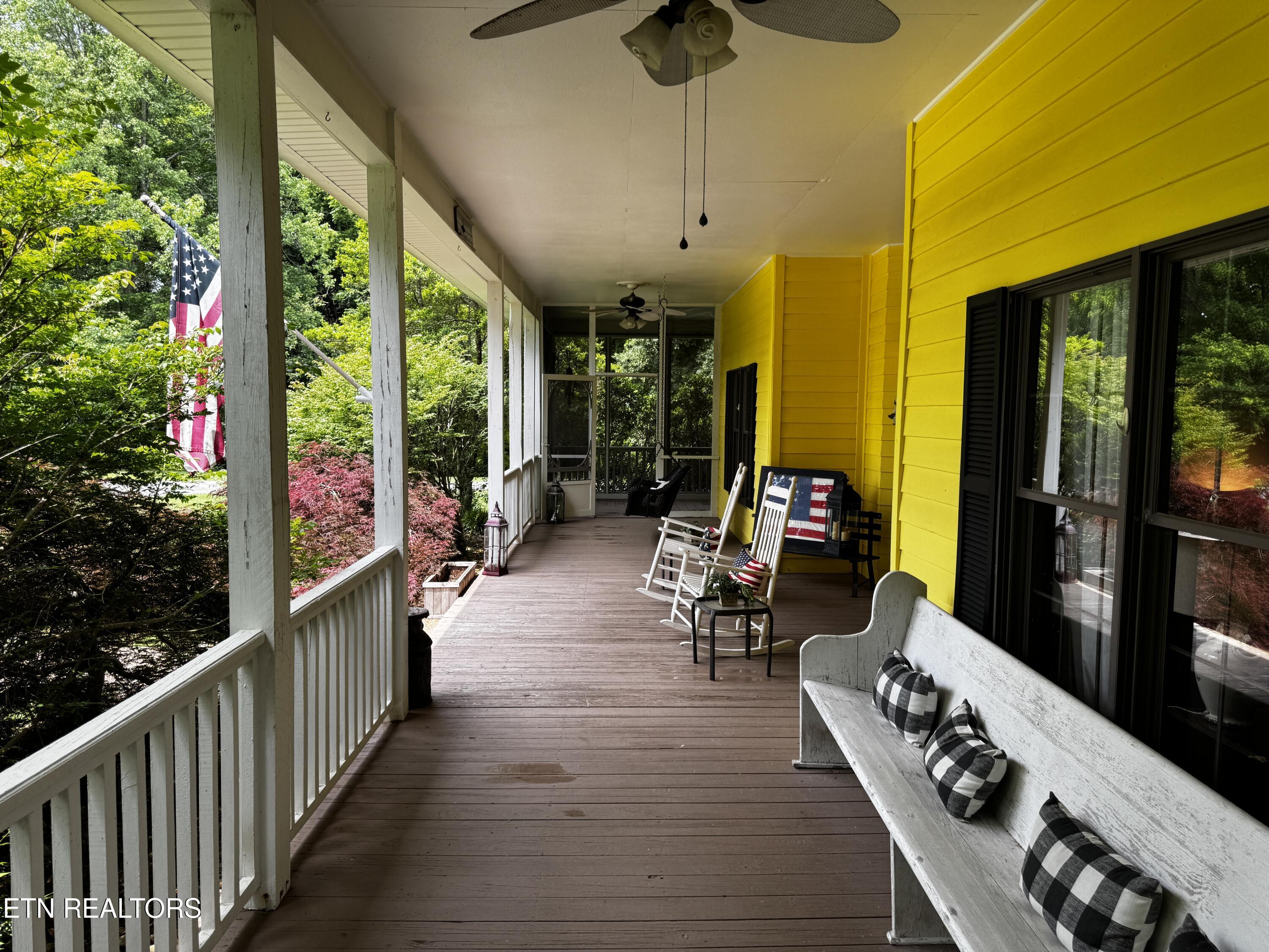 281 Red Williams Rd