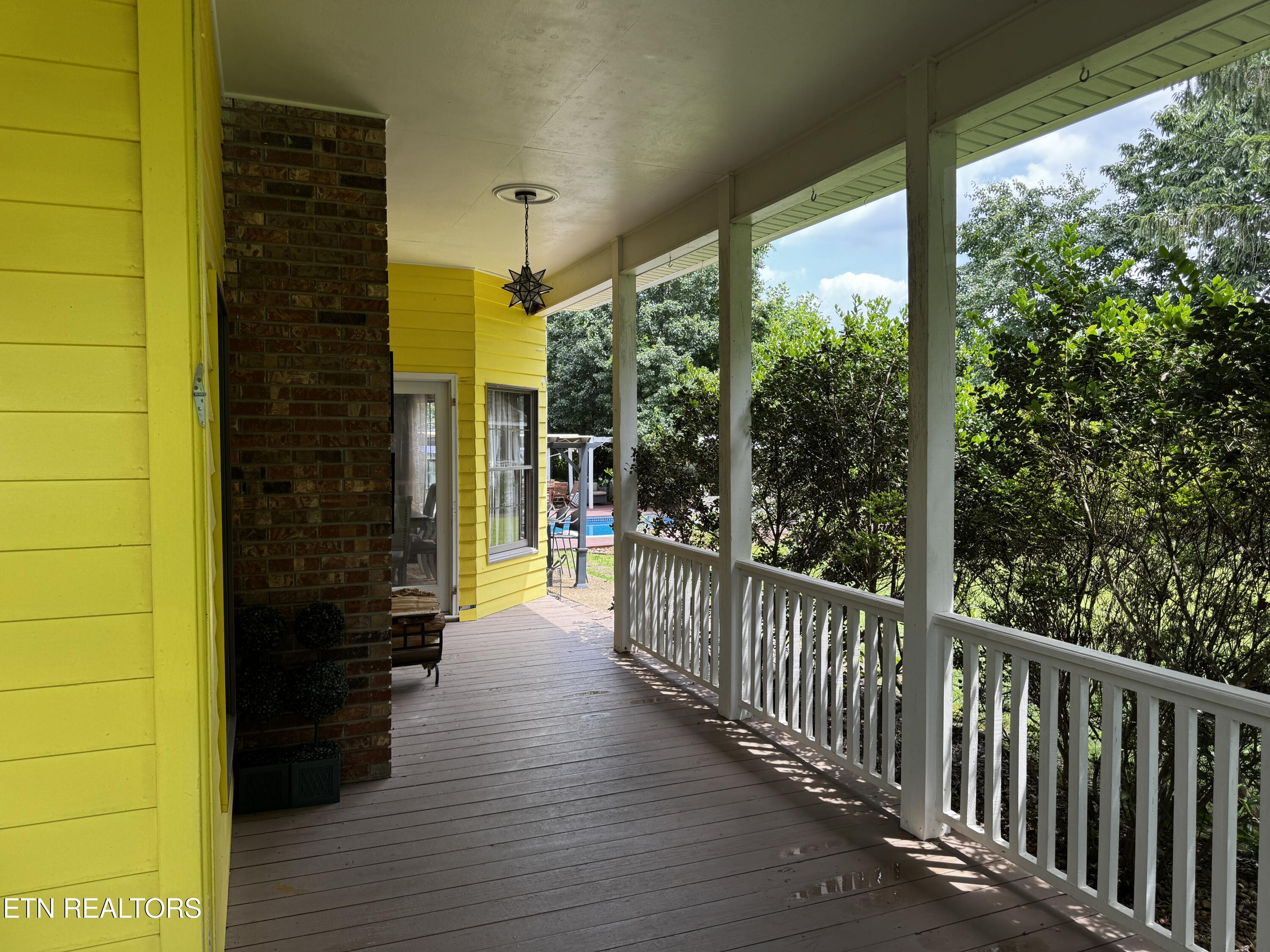 281 Red Williams Rd
