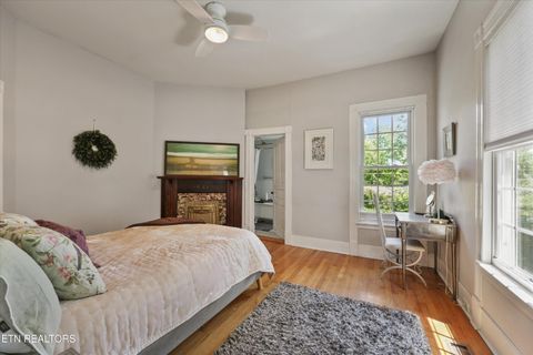 Tiny photo for 922 Gratz St, Knoxville, TN 37917 (MLS # 1340479)