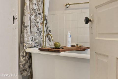 Tiny photo for 922 Gratz St, Knoxville, TN 37917 (MLS # 1340479)