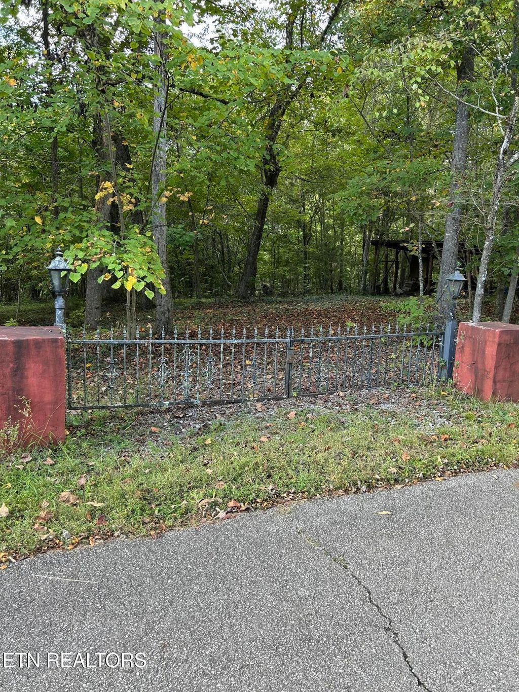 Photo of Ellis Rd, Kingston, TN 37763 (MLS # 1317029)