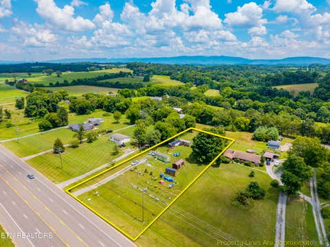 Photo of 6389 US-411, Greenback, TN 37742 (MLS # 1347708)