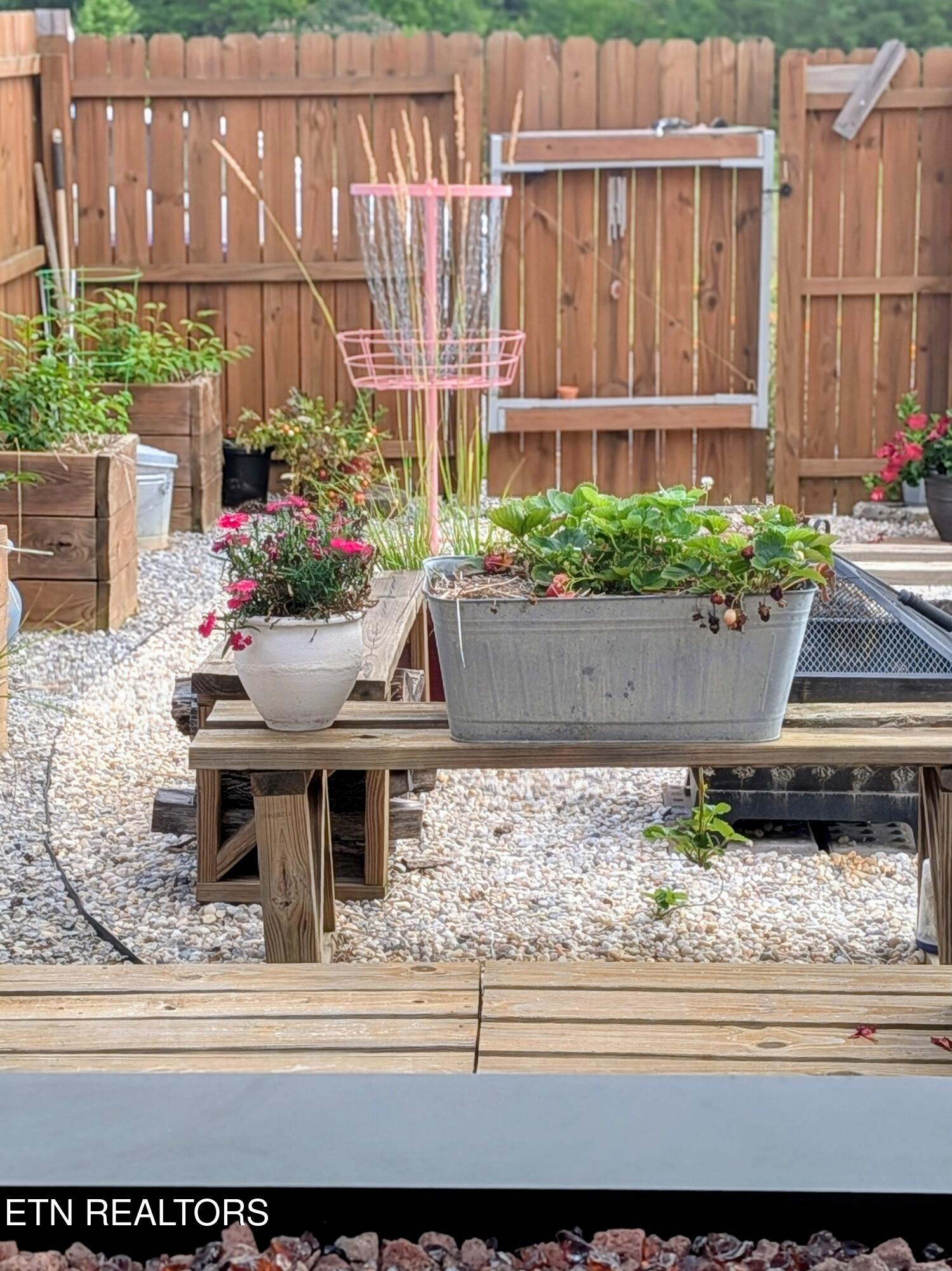 130 E Groves Park Blvd