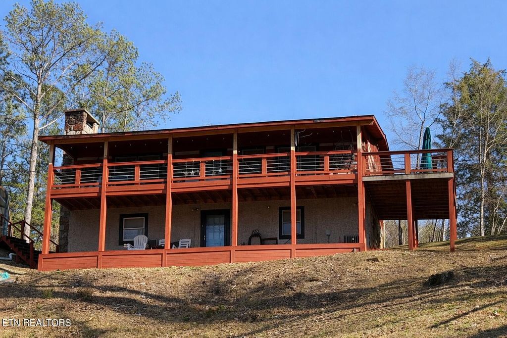 Photo of 1129 Peninsula Rd, Sevierville, TN 37876 (MLS # 1322856)