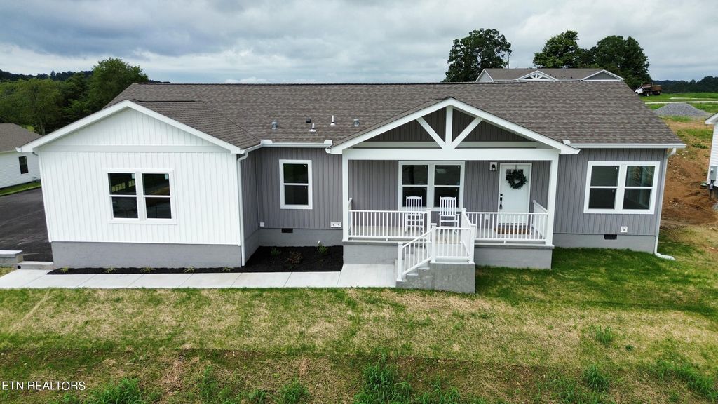 Photo of 121 Turquoise Lane, New Tazewell, TN 37825 (MLS # 1270755)