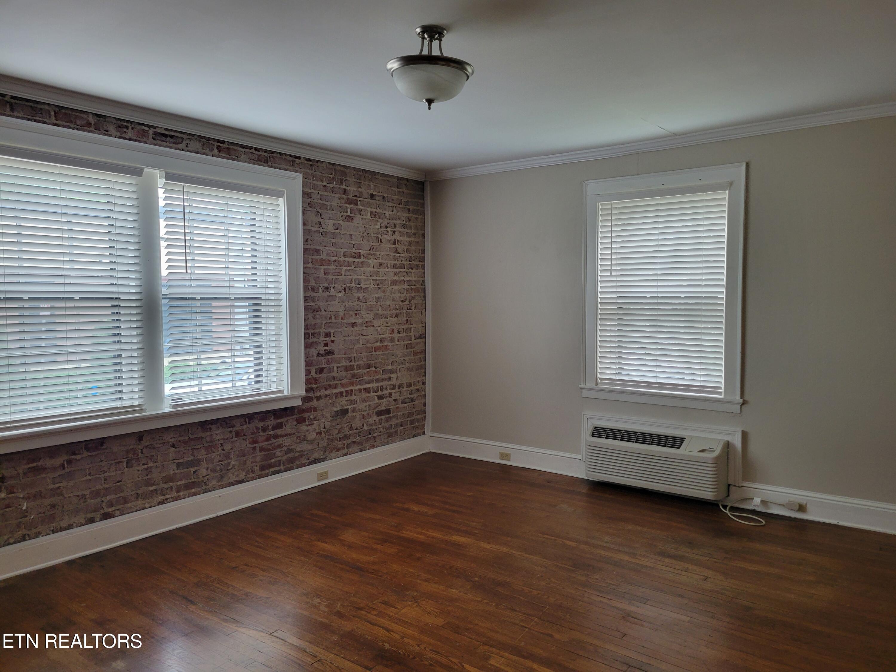 Knoxville, Tennessee 37917, United States, 1 Bedroom Bedrooms, ,1 BathroomBathrooms,Residential,Active,113586