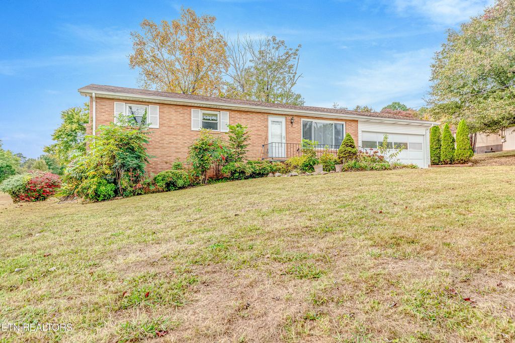 Photo of 3021 Beech Rd, Louisville, TN 37777 (MLS # 1243497)