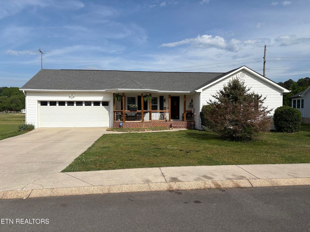 Photo of 1789 NE Autumn Drive, Cleveland, TN 37323 (MLS # 1338316)