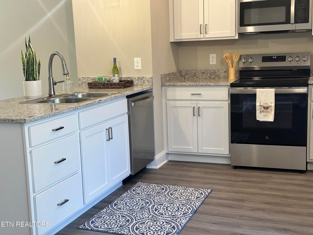 Photo of 481 Broome Rd #203, Knoxville, TN 37909 (MLS # 1323478)