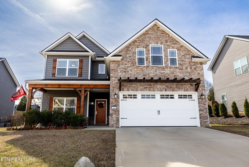 Photo of 1029 Aspen Glen Drive, Alcoa, TN 37701 (MLS # 1330472)