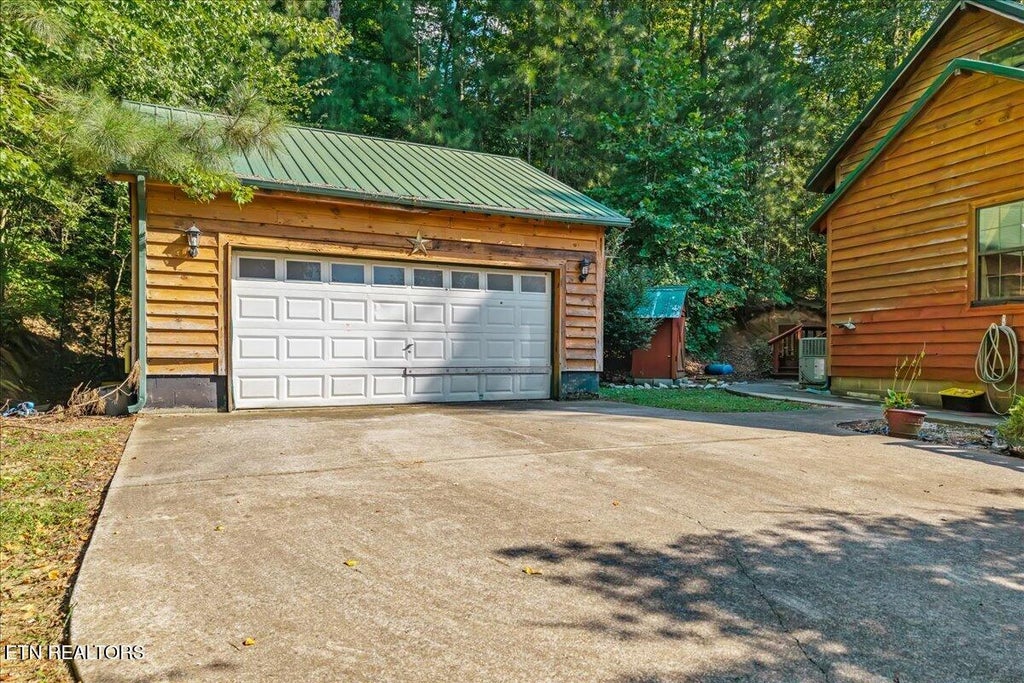 Photo of 127 County Road 7, Calhoun, TN 37309 (MLS # 1354057)