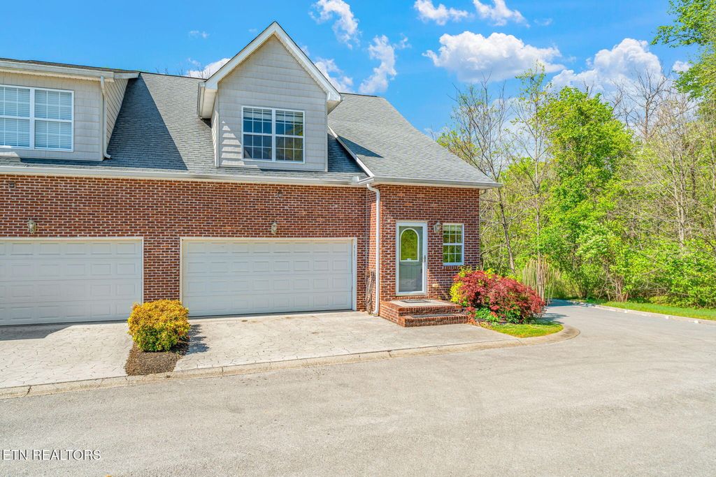 Photo of 8601 Ashbourne Way, Knoxville, TN 37923 (MLS # 1336623)